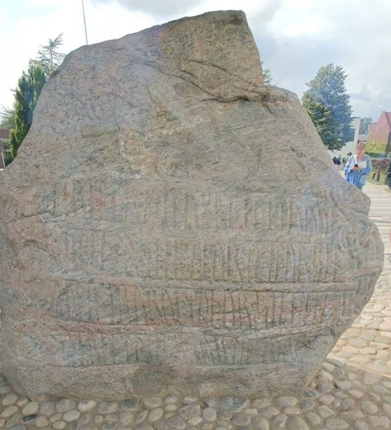 Hærvejs-tur: I en runeristers fodspor på magtens hovedvej